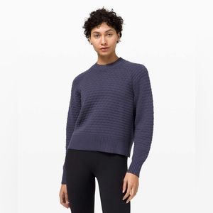 Lululemon Texture Play Crew Sweater in Cadet Blue, Size L